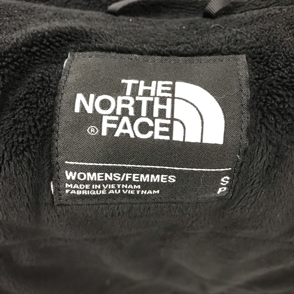 NORTH FACE WINTER JACKET - Picture 8 of 8